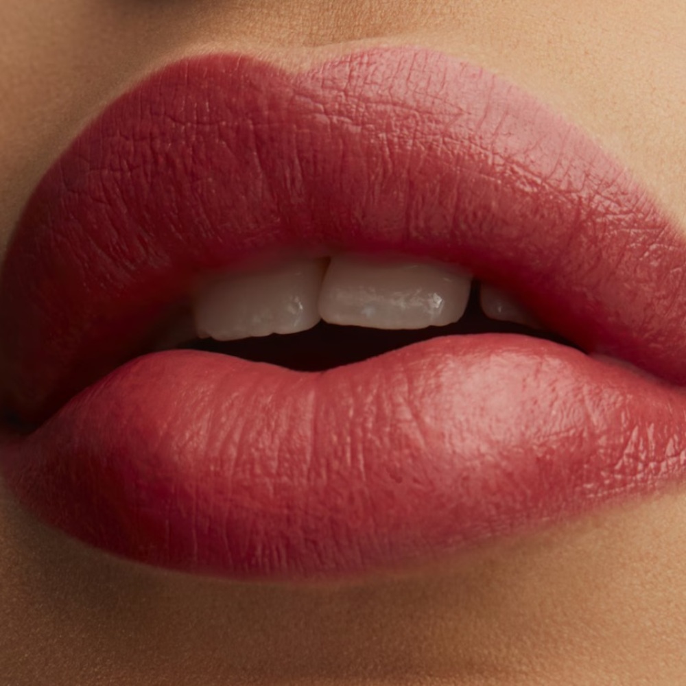💋 SEE SHEER a MAC LUSTREGLASS SHEER-SHINE LIPSTICK. **NEW IN BOX. - Picture 4 of 11